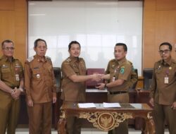 Resmi Jabat Bupati Paluta, Reski Basyah Ajak Warga Bersatu Bangun Daerah