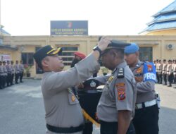 Harukan! Kapolres Labusel Pimpin Upacara Kenaikan Pangkat dan Purna Bhakti, IPDA Mariono Naik Pangkat, KOMPOL Hasoloan Dilepas dengan Kehormatan