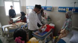 Tunjukkan Kepedulian Nyata, Bupati Labusel Lunasi Biaya Operasi Caesar Warga Tidak Mampu